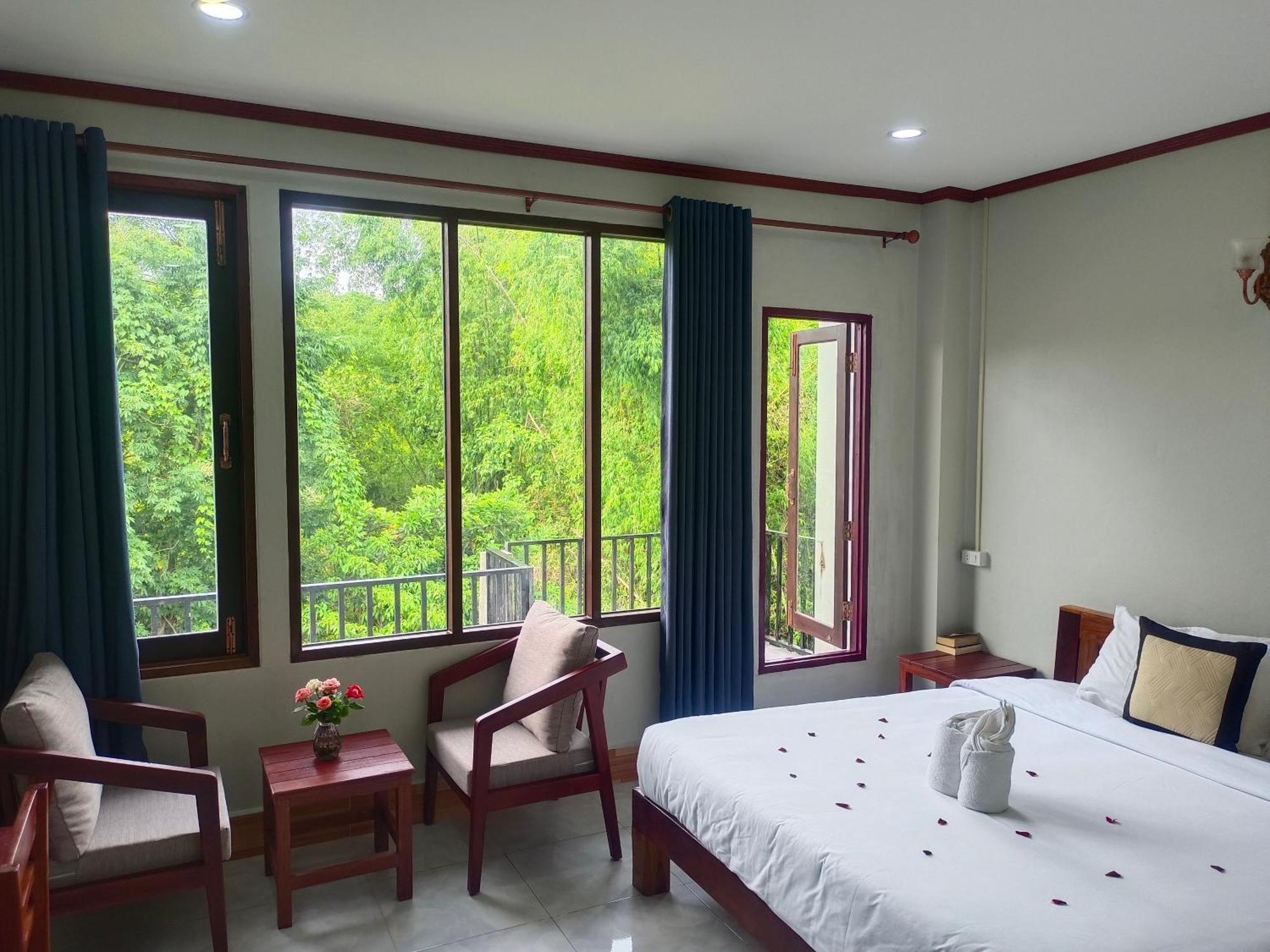 Dok Champa Resort 방 비엥 외부 사진