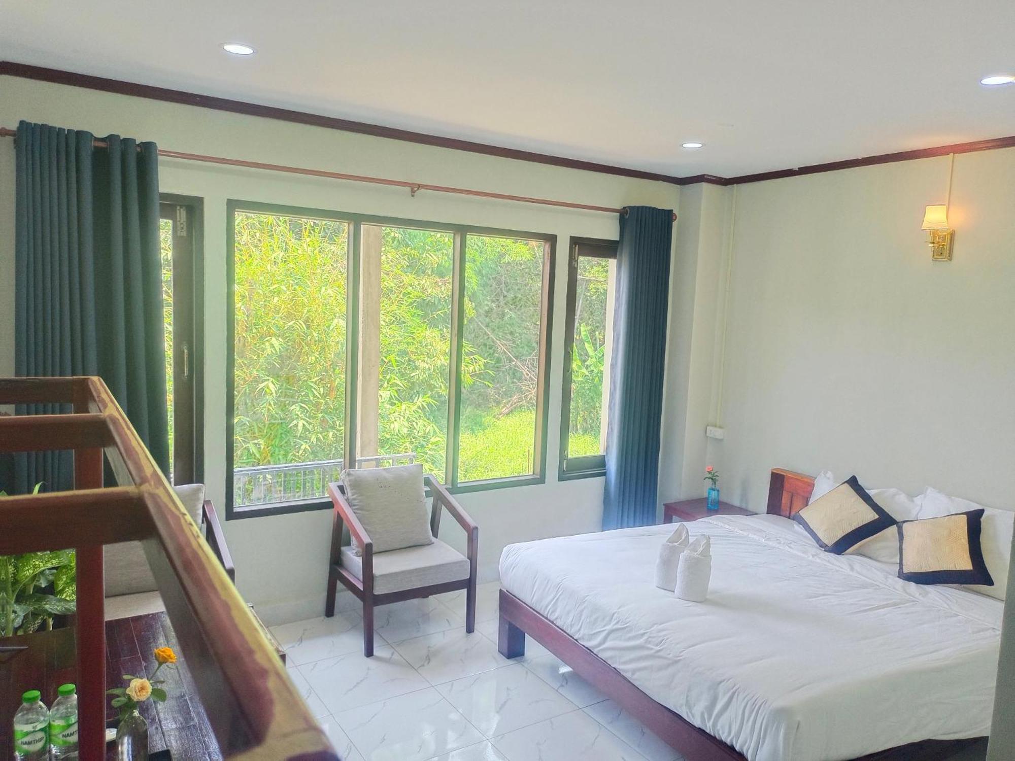 Dok Champa Resort 방 비엥 외부 사진