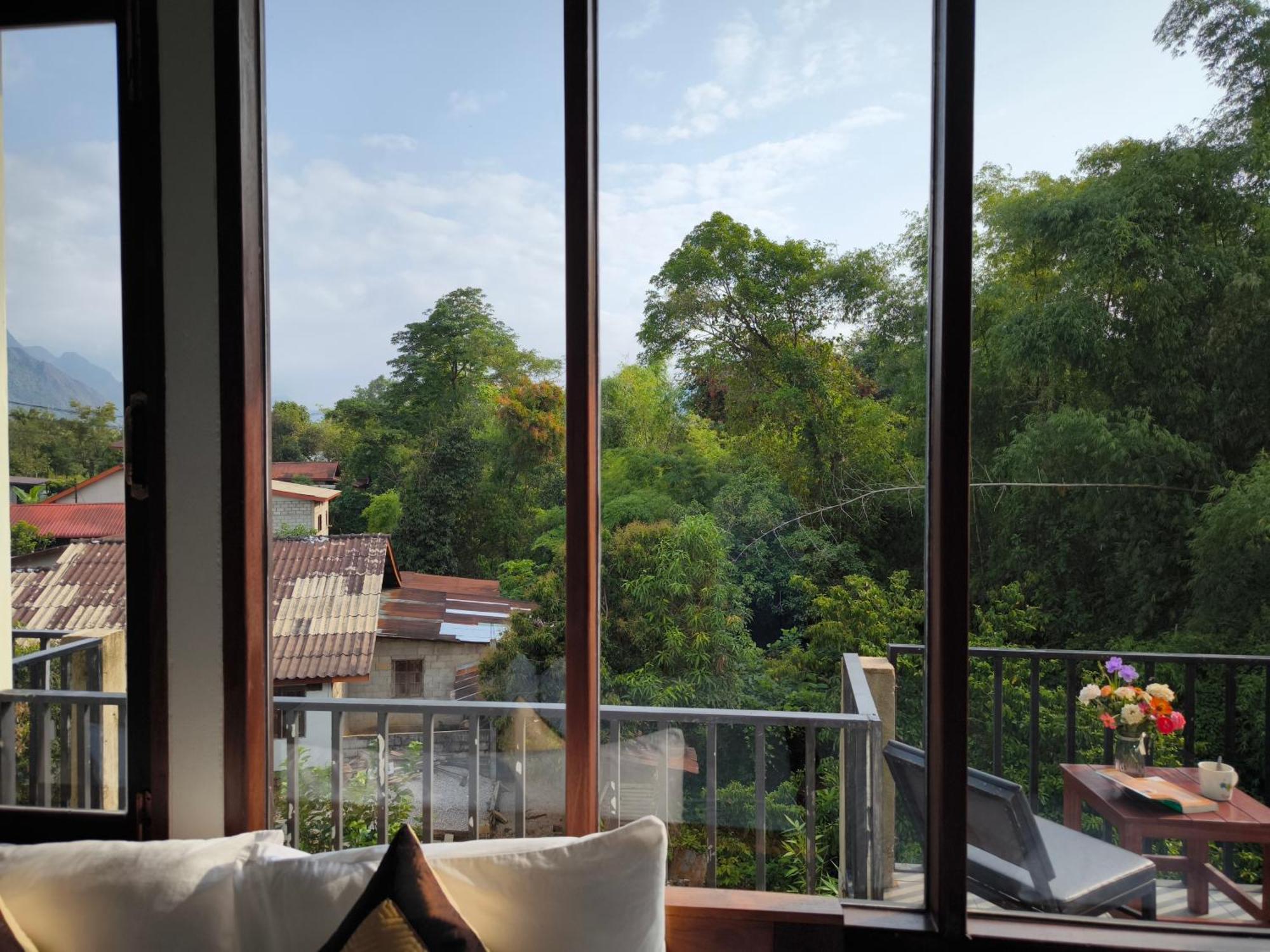 Dok Champa Resort 방 비엥 외부 사진